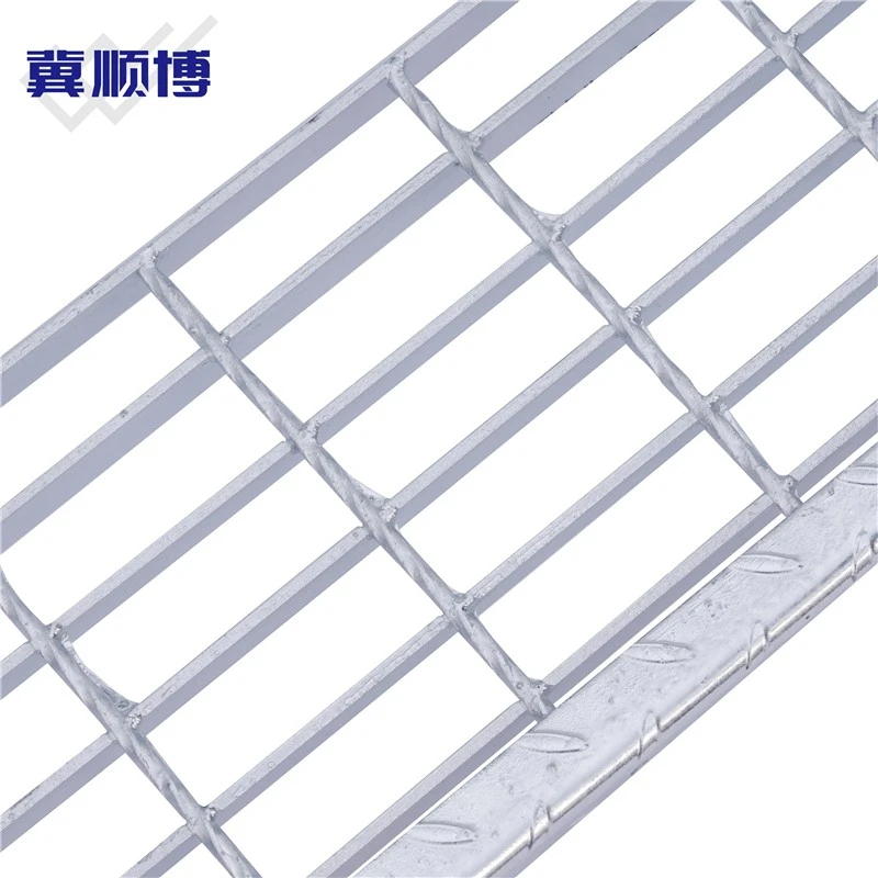 3-Steel grating treads